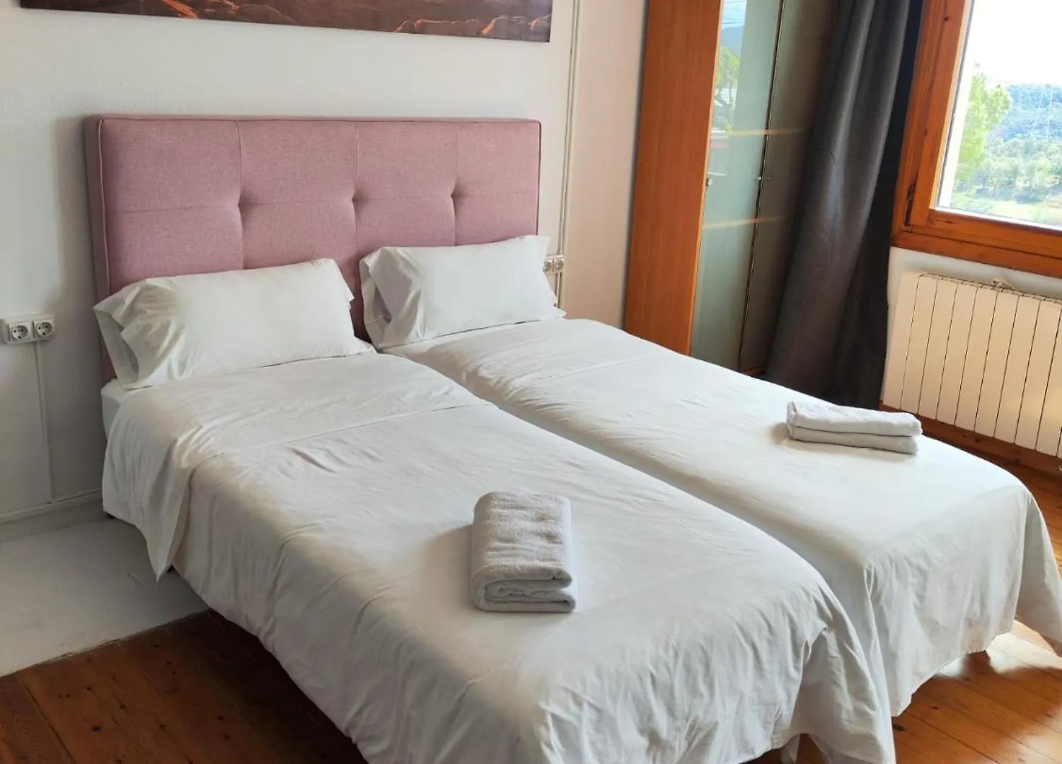 L'Olivera Casa Rural Castellbisbal Farm stay