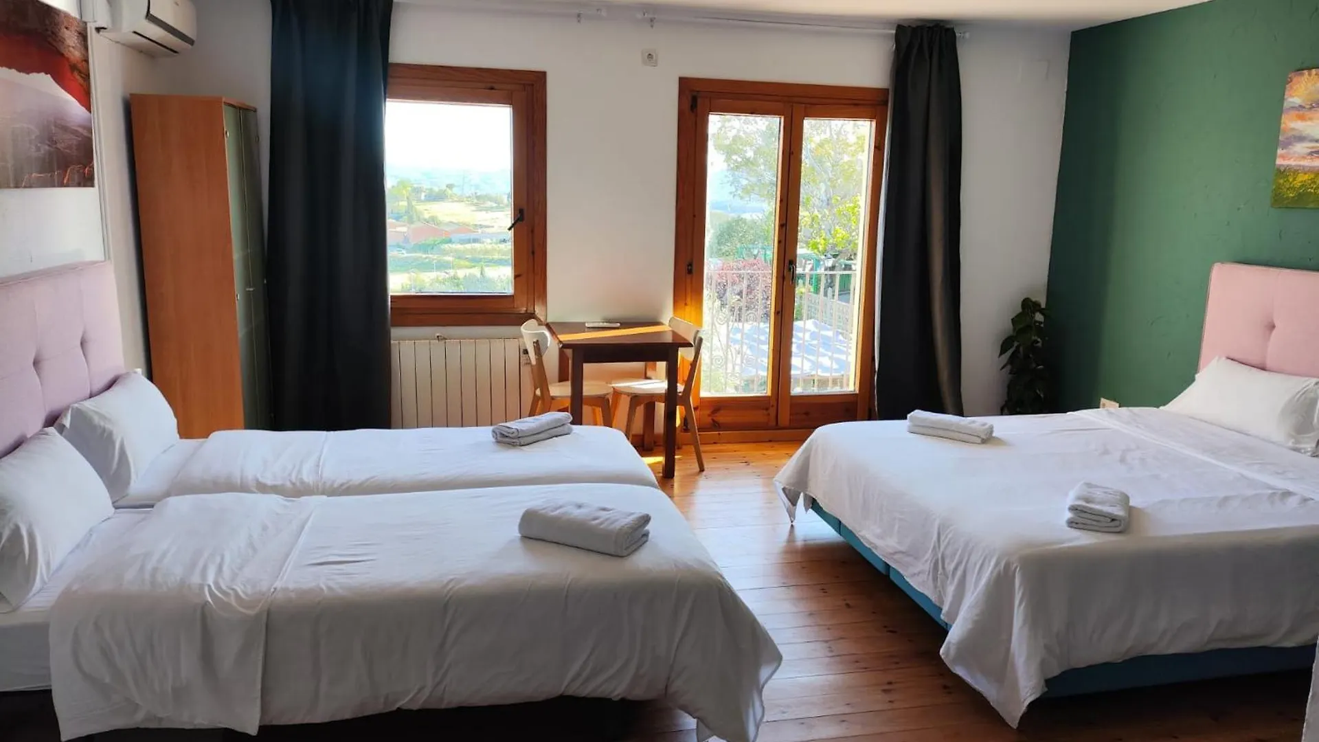 Farm stay L'Olivera Casa Rural Castellbisbal